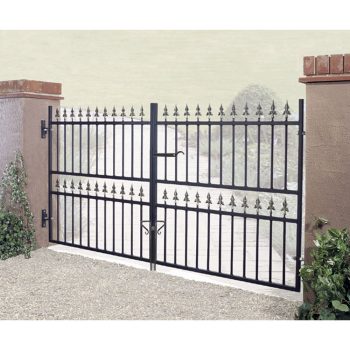 Corfe Double Driveway Gate – Short – 1168mm (46″) High